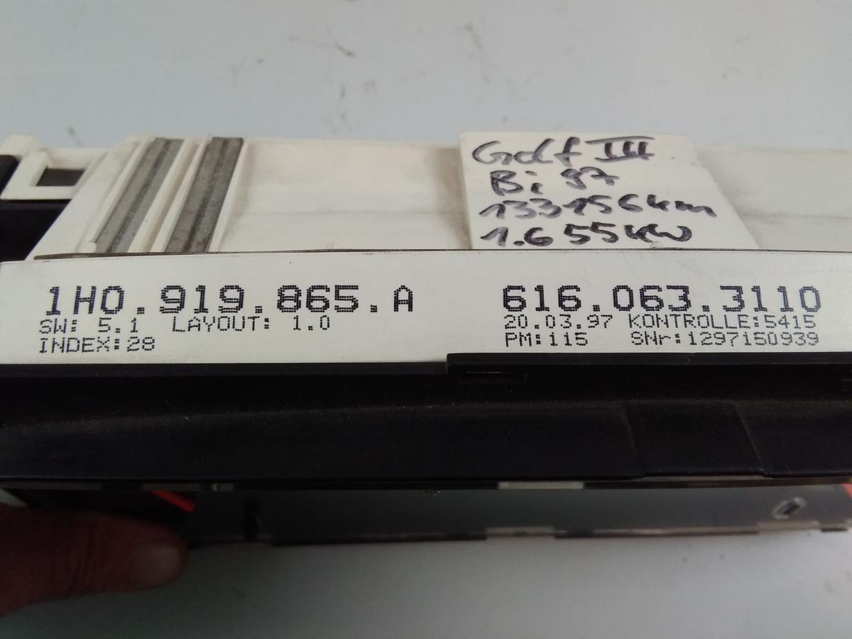 VW Golf 3 Tacho Kombiinstrument 1H0919865A 6160633110 MOTORMETER BJ1997