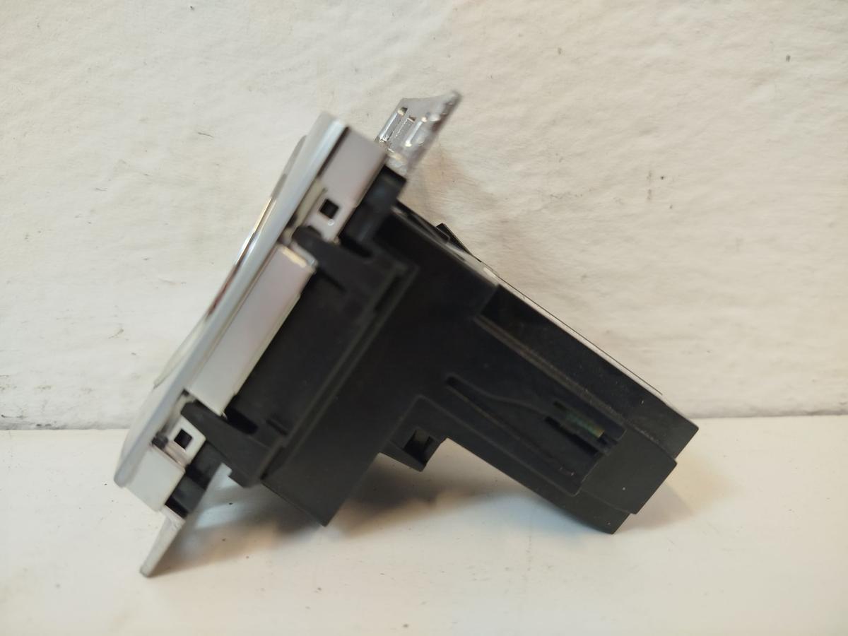 VW Passat 3C B7 Variant Analoguhr Uhr Armaturenbrett mitte OEM