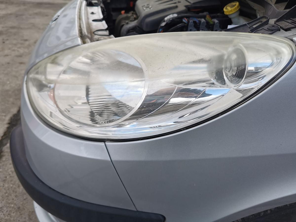 Peugeot 1007 K Scheinwerfer Hauptscheinwerfer Lampe vorn links Valeo Trübung
