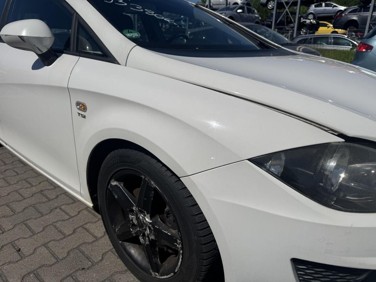 Seat Leon 1P original Kotfl&uuml;gel vorn rechts LB9A Candyweiss Bj.2010