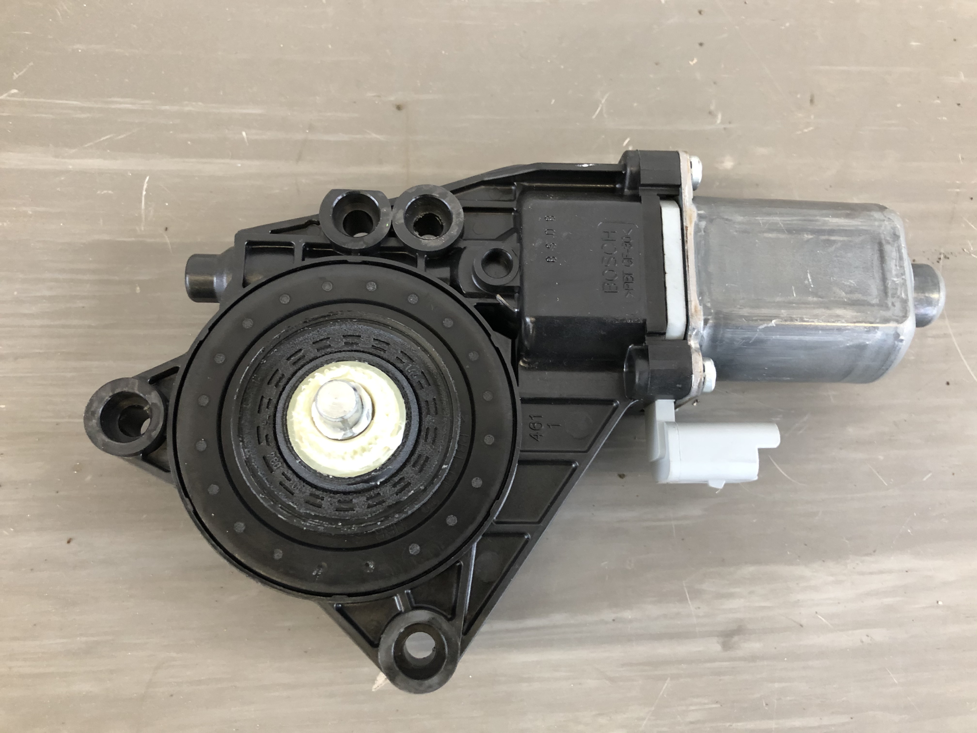 Hyundai i30 FD Bj.10 Fensterhebermotor vorn rechts 824602R000