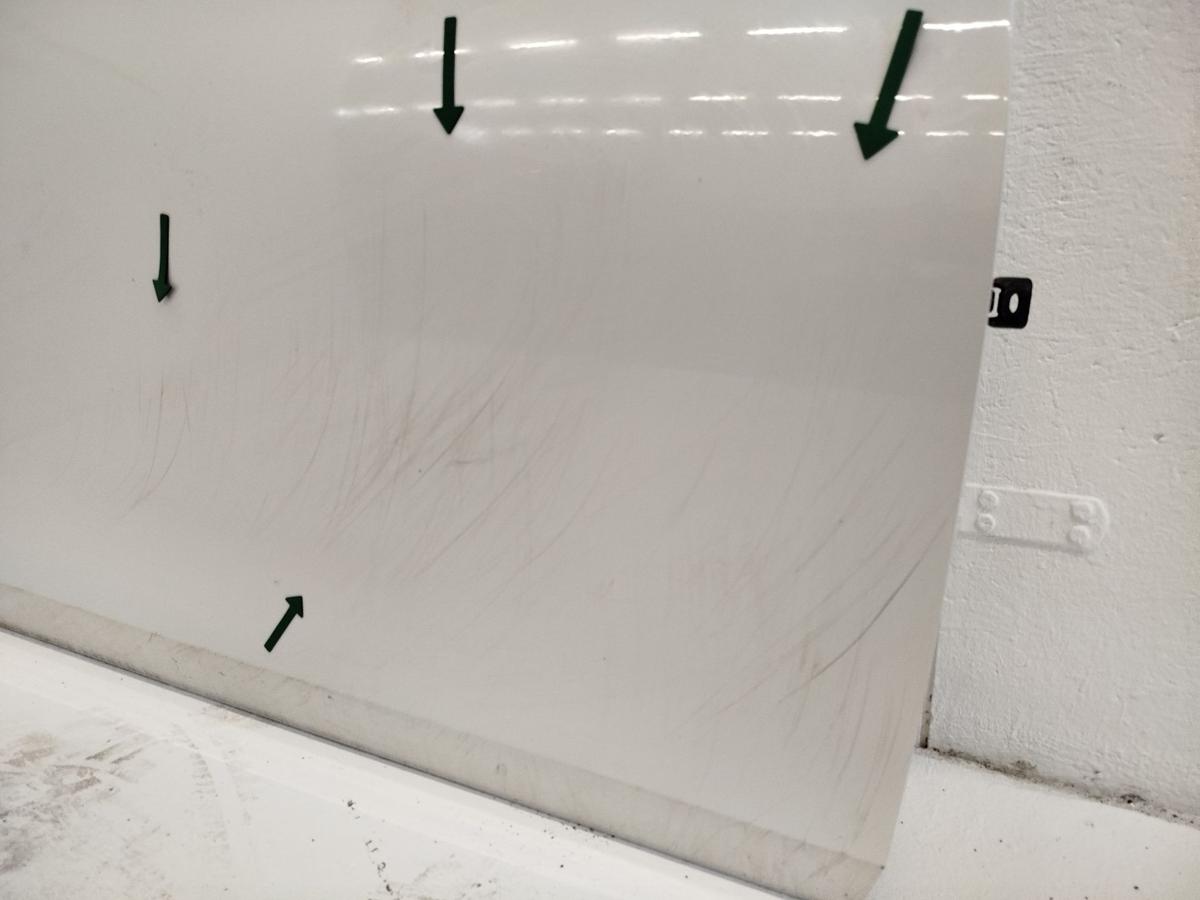 VW Golf 8 VIII CD Variant T&uuml;r vorn rechts Beifahrert&uuml;r Rohbau besch&auml;digt L0K1