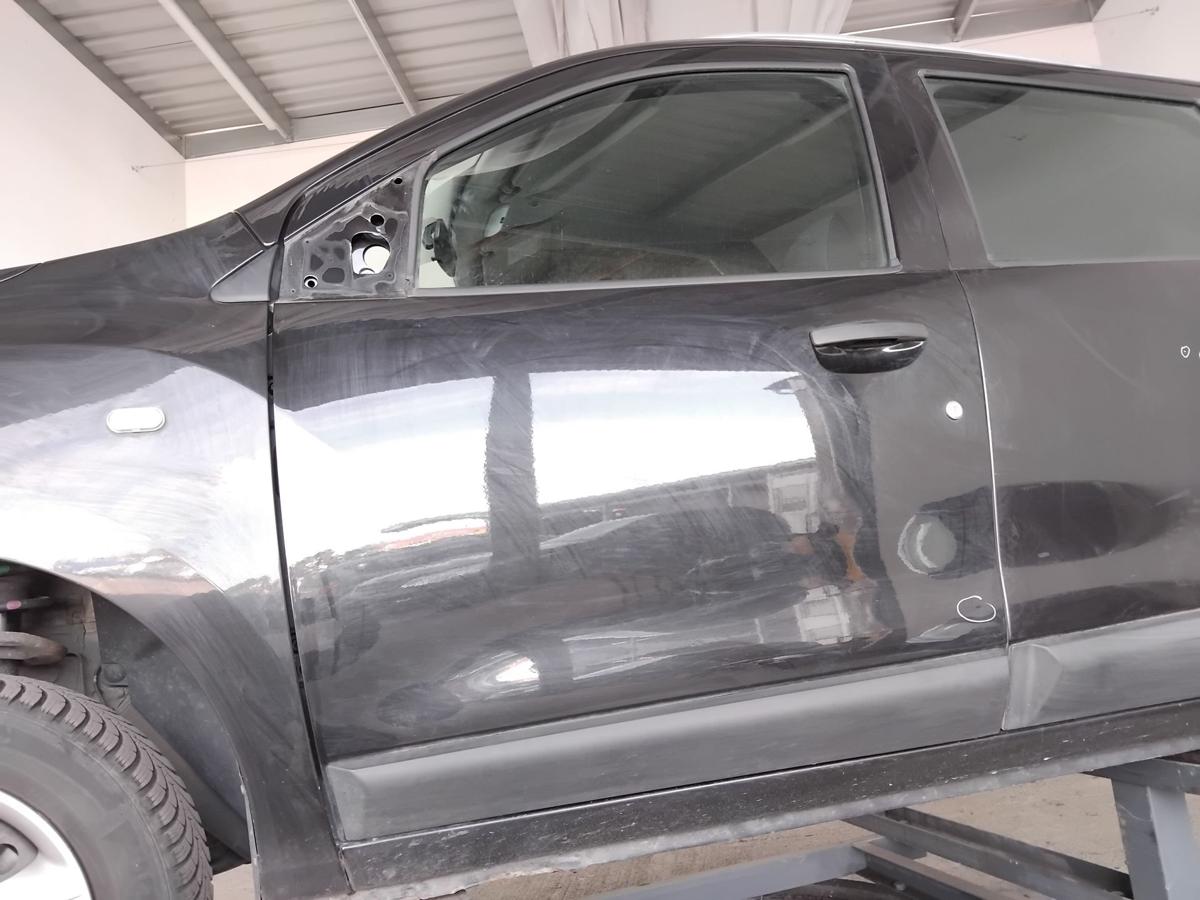 Dacia Lodgy T&uuml;r vorn links Fahrert&uuml;r NV676 Perlmuttschwarz BJ2012