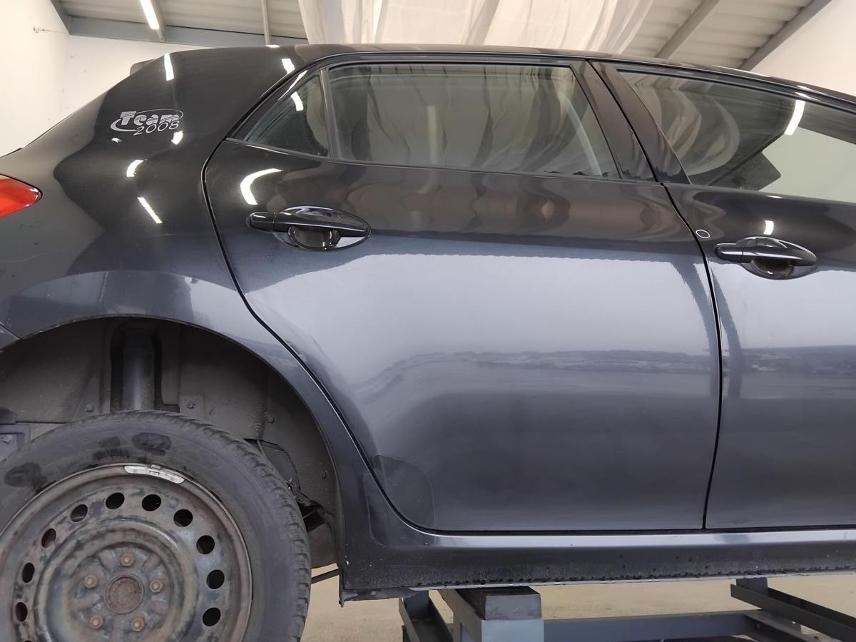Toyota Auris E15 original Tür hinten rechts BJ2008 5-türig 209 Night Sky Black Perleffekt