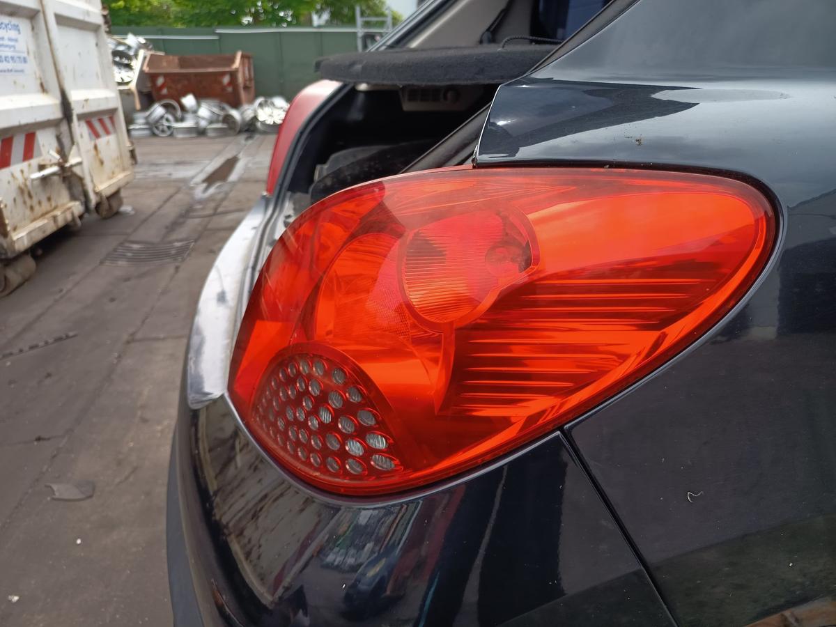 Peugeot 207 original Rückleuchte rechts Heck/Schluss/Licht Bj 2008