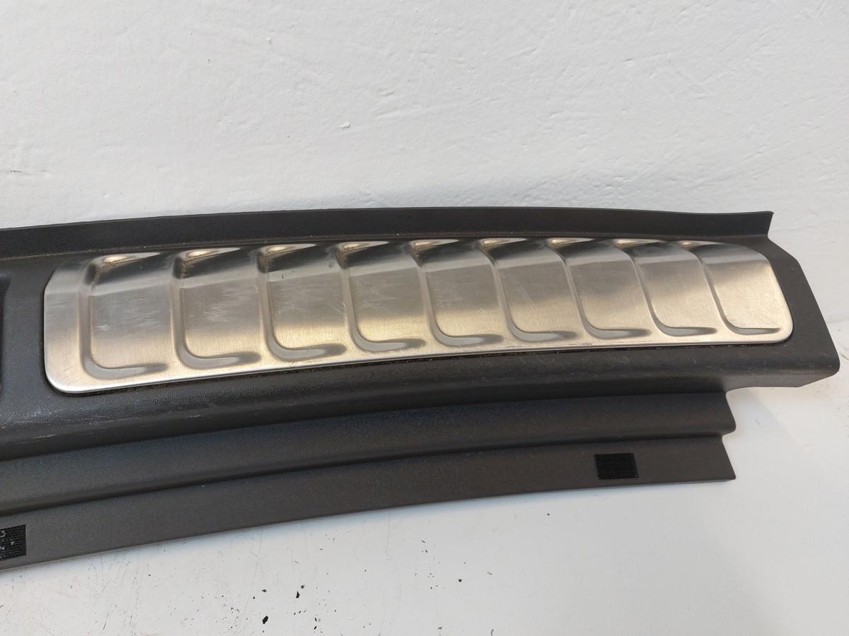 NIO ET7 Elektro Verkleidung Ladekante Ladekantenverkleidung