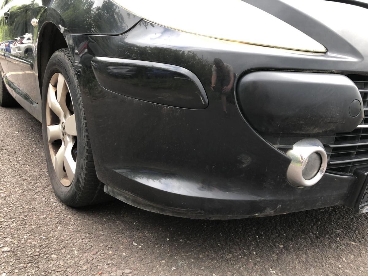 Peugeot 307 SW 3E 3H Sto&szlig;f&auml;nger vorn Frontsch&uuml;rze Facelift Nebel ab 05 EXL