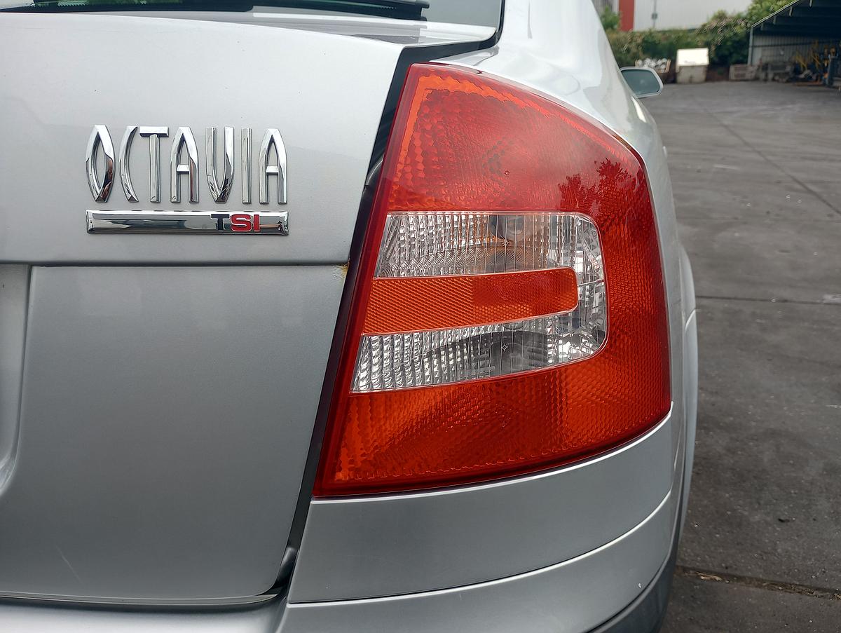 Skoda Octavia II 1Z orig Rückleuchte rechts Heck vor Facelift bis 2009