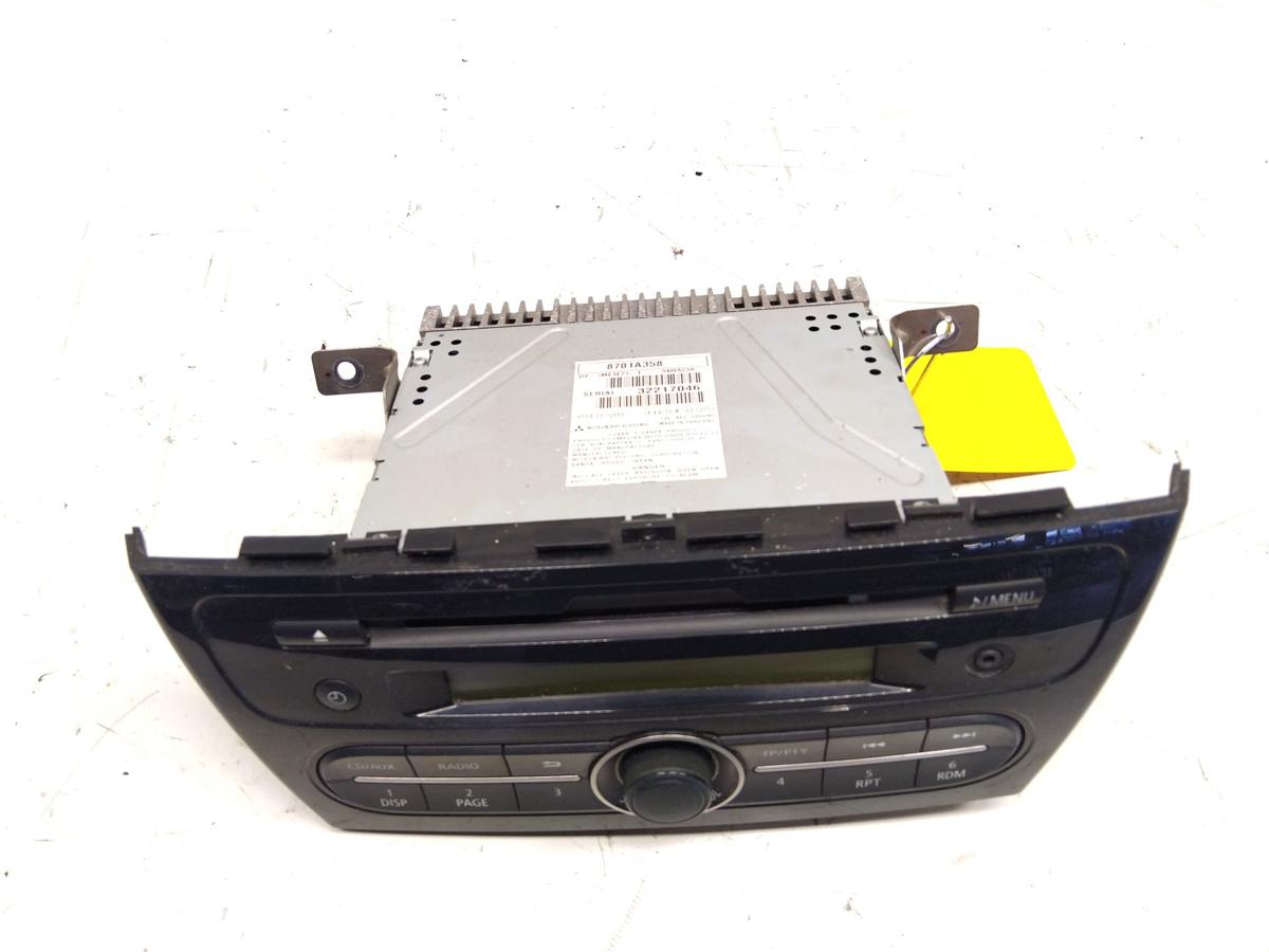 Mitsubishi Space Star A0 original Radio mit CD 8701A358 Bj.2013