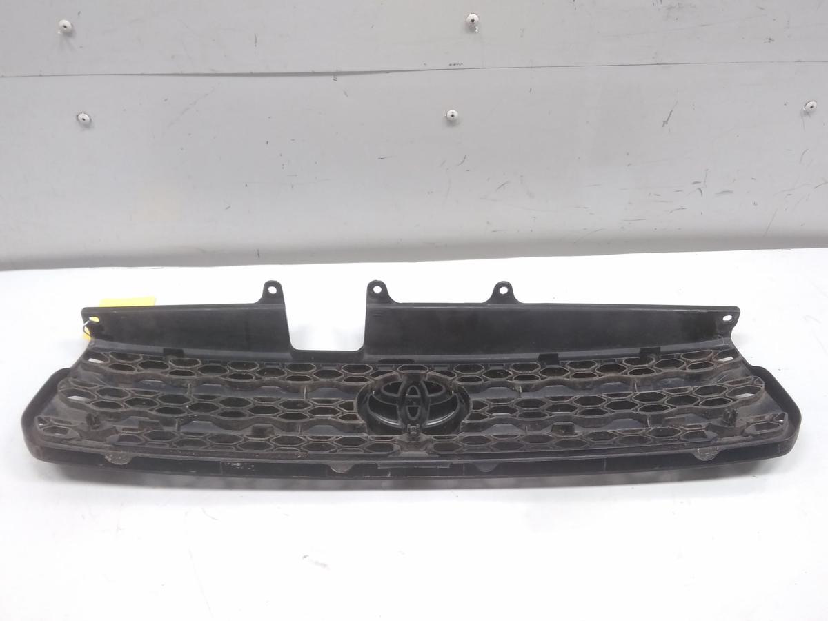 Toyota RAV4 II A2 original Kühlergrill mit Leiste BJ2001