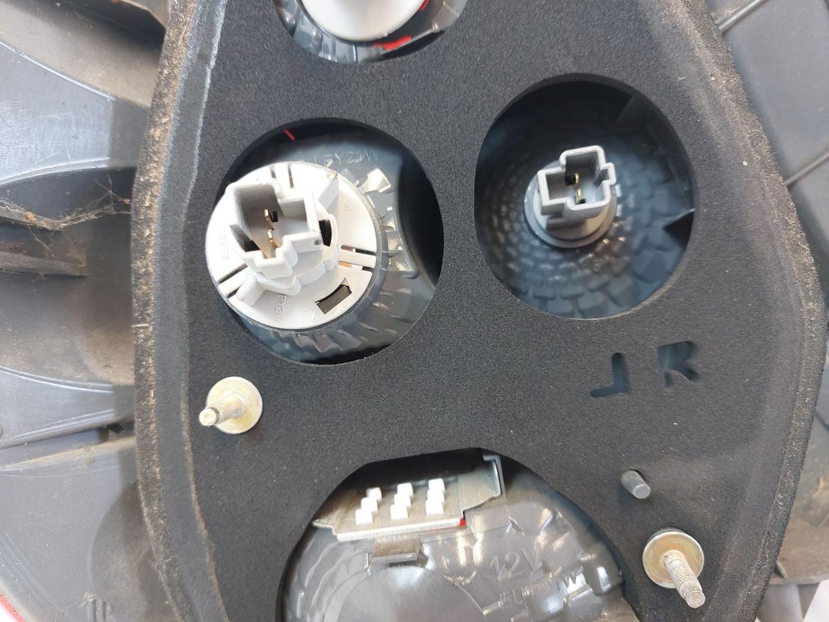 Honda Civic EP1 Rückleuchte Schlussleuchte Rückleuchte hinten rechts OE 3 Türer