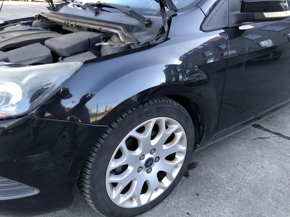 Ford Focus DA3 ab07 Kotfl&uuml;gel vorn links Fahrerseite flache Delle Pantherschwarz