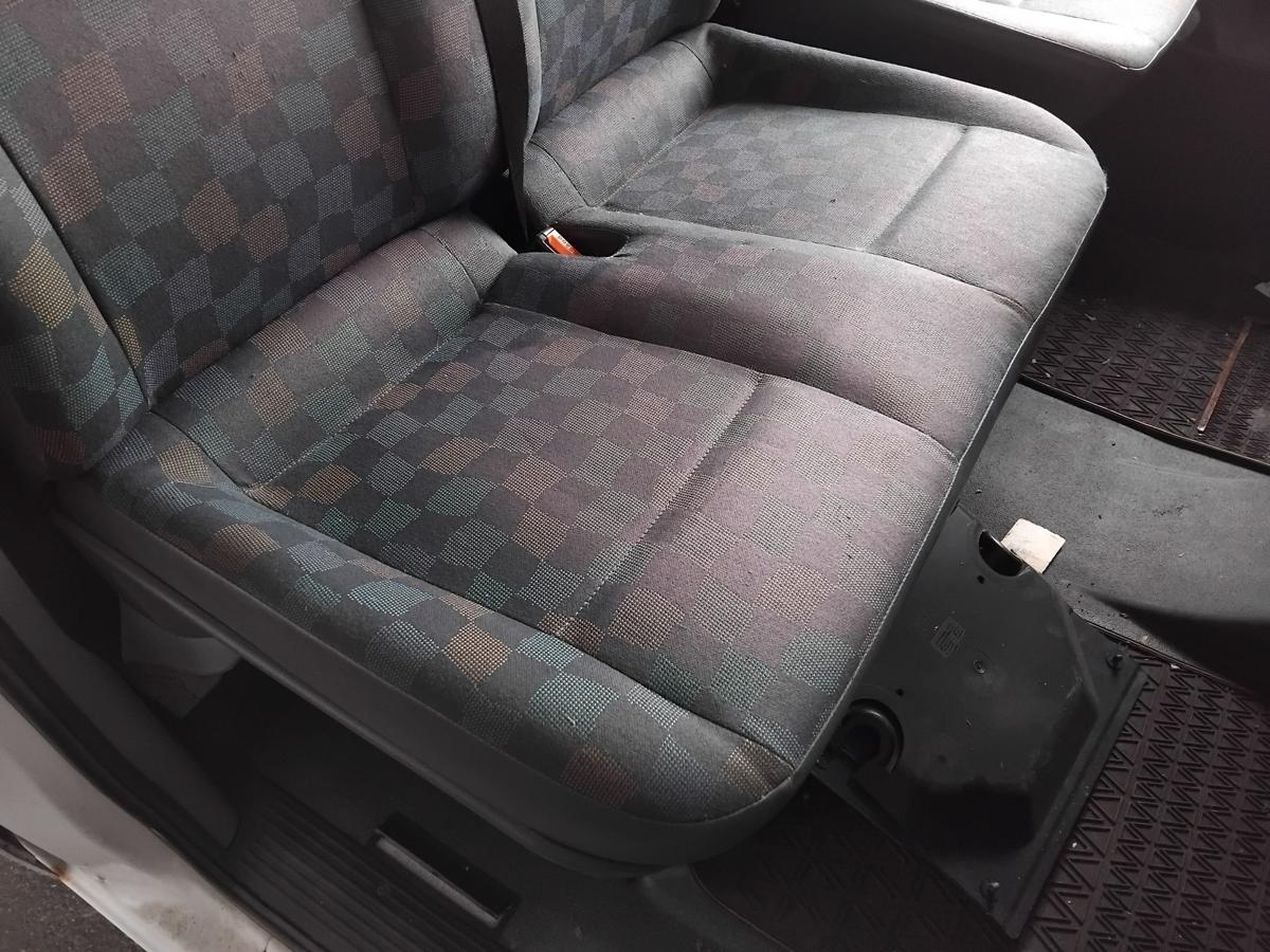 Mercedes Benz Vito 638 original Doppelsitz vorne rechts Beifahrersitz BJ2003
