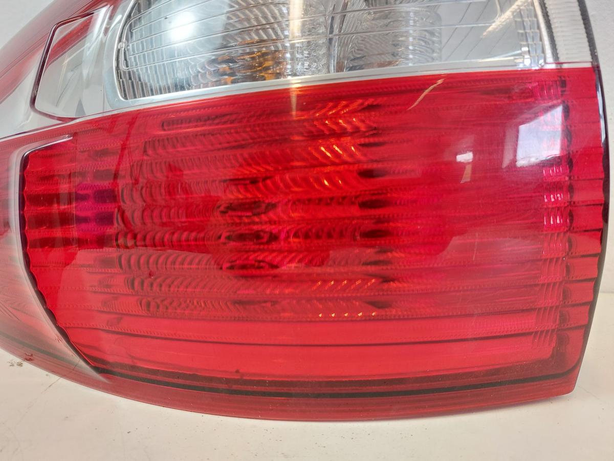 Ford C-Max CB7 R&uuml;ckleuchte rechts R&uuml;cklicht Heckleuchte au&szlig;en Ecke Schlusslicht