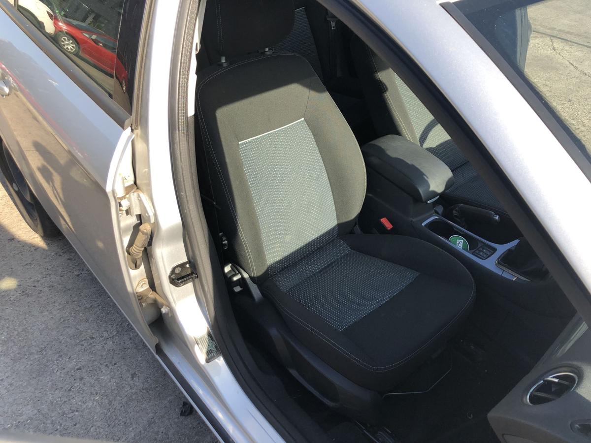 Ford Mondeo MK4 BA7 Turnier Sitz vorn rechts Stoffsitz Autositz mit Heizung