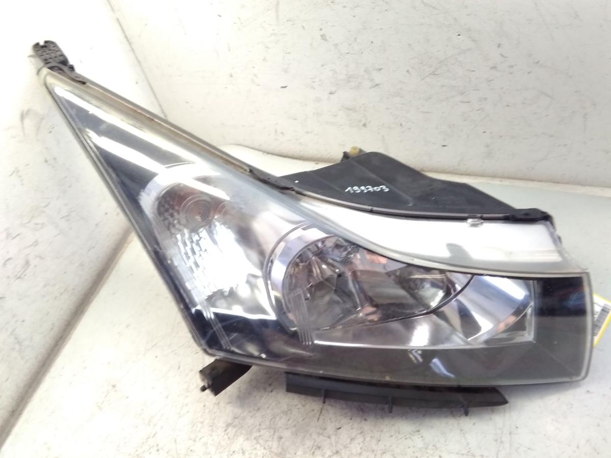 Chevrolet Cruze J300 original Scheinwerfer vorn rechts Halogen mit LWR BJ2011