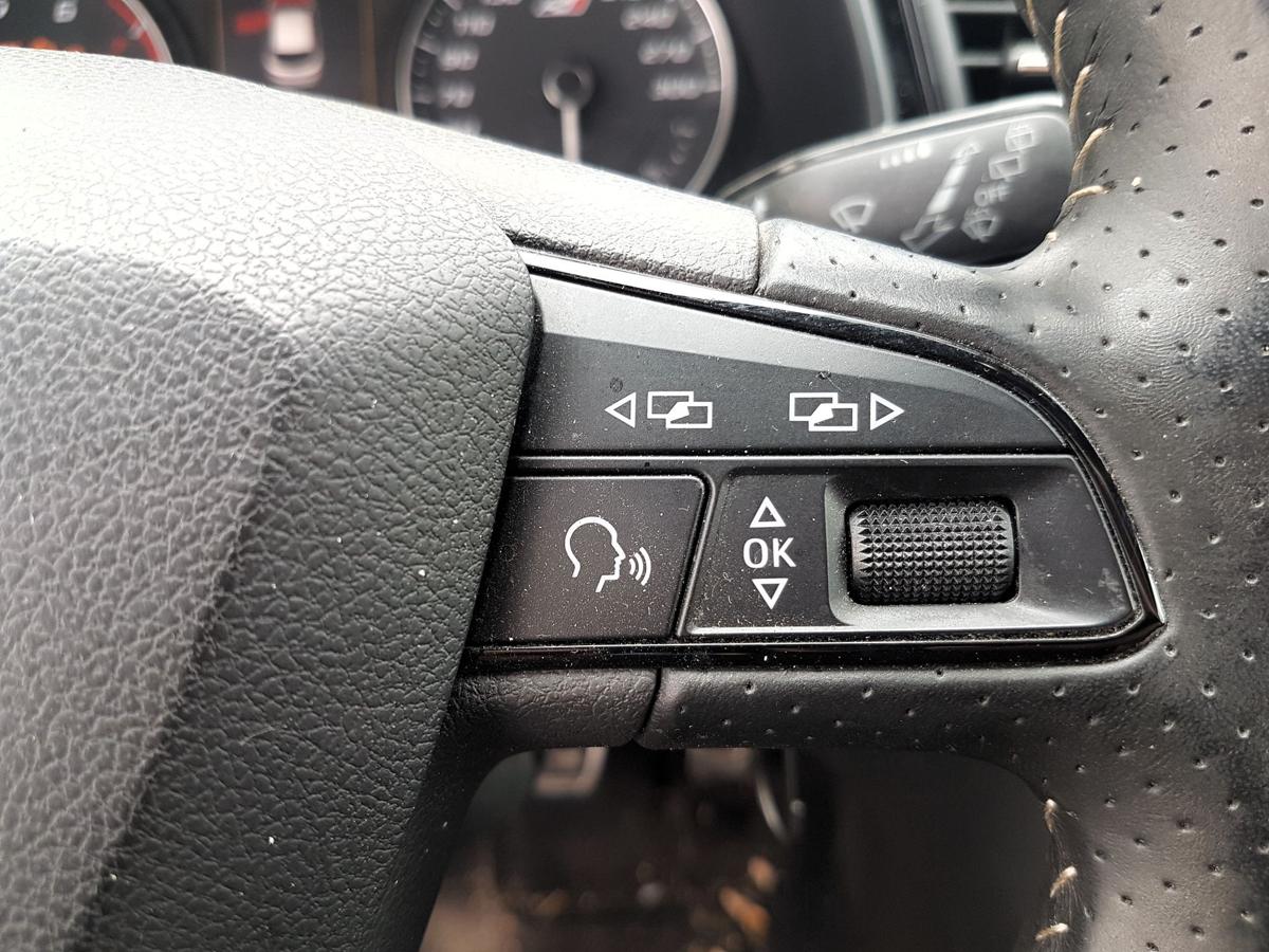 Seat Leon Cupra 5F Lenkrad Leder Lederlenkrad Bj2014 Multifunktion