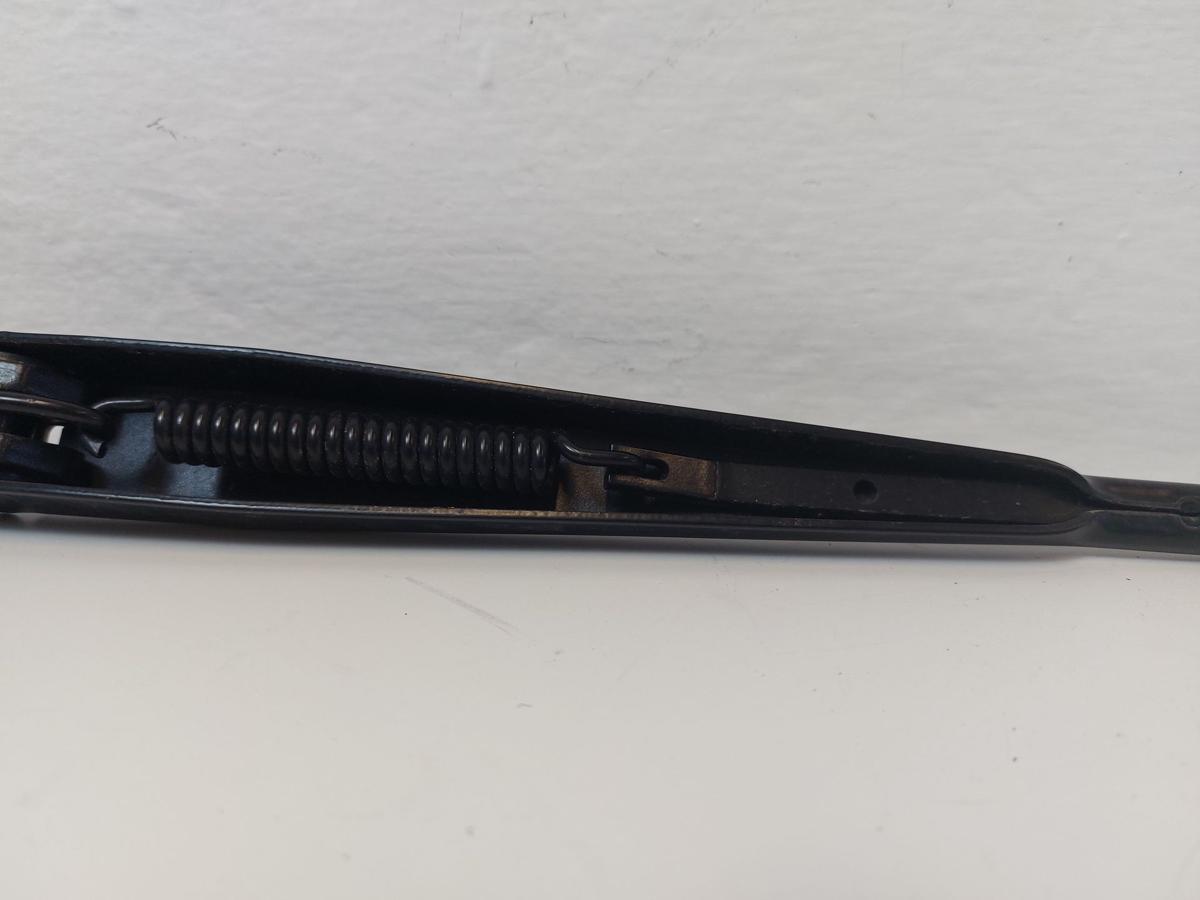 VW Golf 8 VIII CD Variant Wischerarm vorn rechts Scheibenwischerarm Fahrerseite