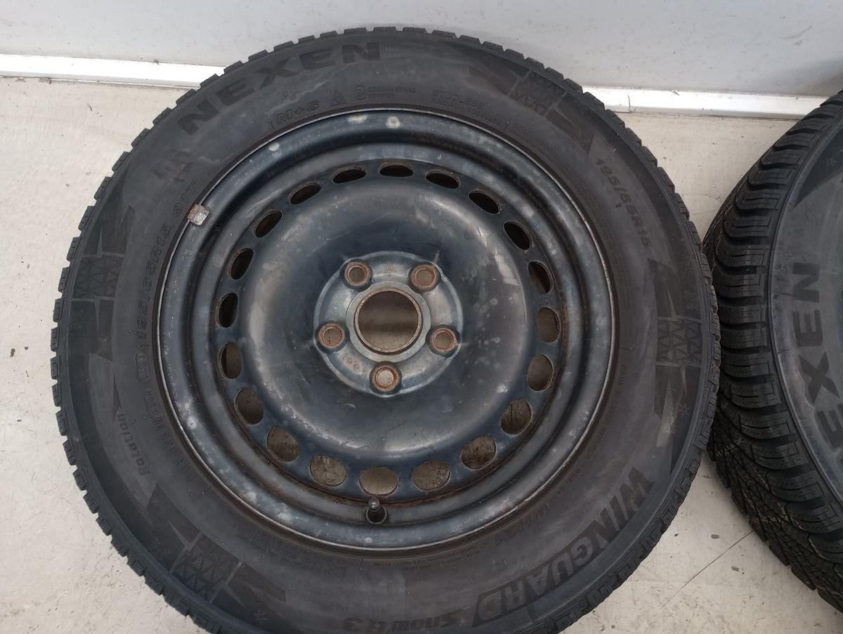 VW Passat 3B Bj1997 Satz Stahlfelgen 6x15 ET45 LK 5x112x57 mit Winterreifen