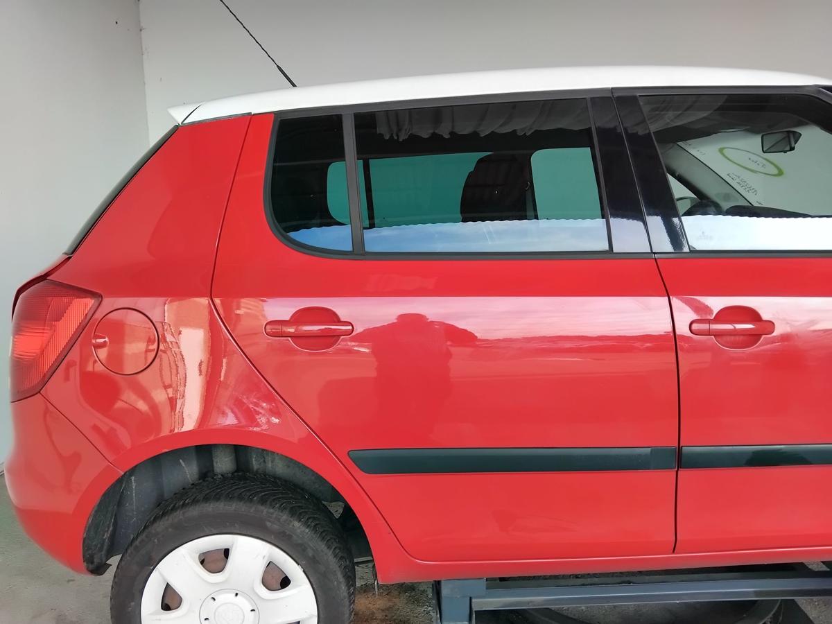 Skoda Fabia 2 5J Tür hinten rechts corridarot 8151 5-türig Fließheck BJ2009 Skoda Fabia 2 5J Tür hinten rechts corridarot 8151 5-türig Fließheck BJ2009