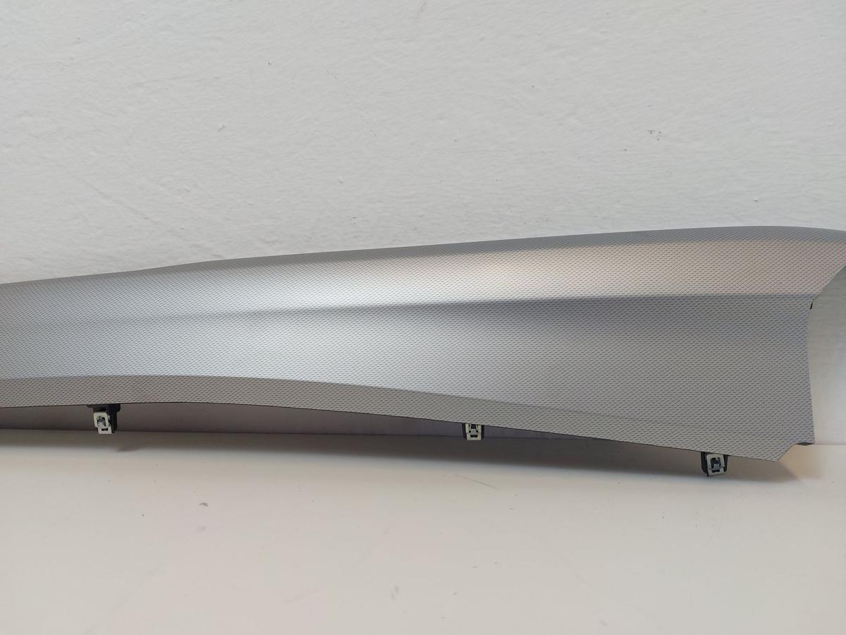 VW Golf 8 VIII CD Variant Dekorleiste Zierleiste Armaturenbrett