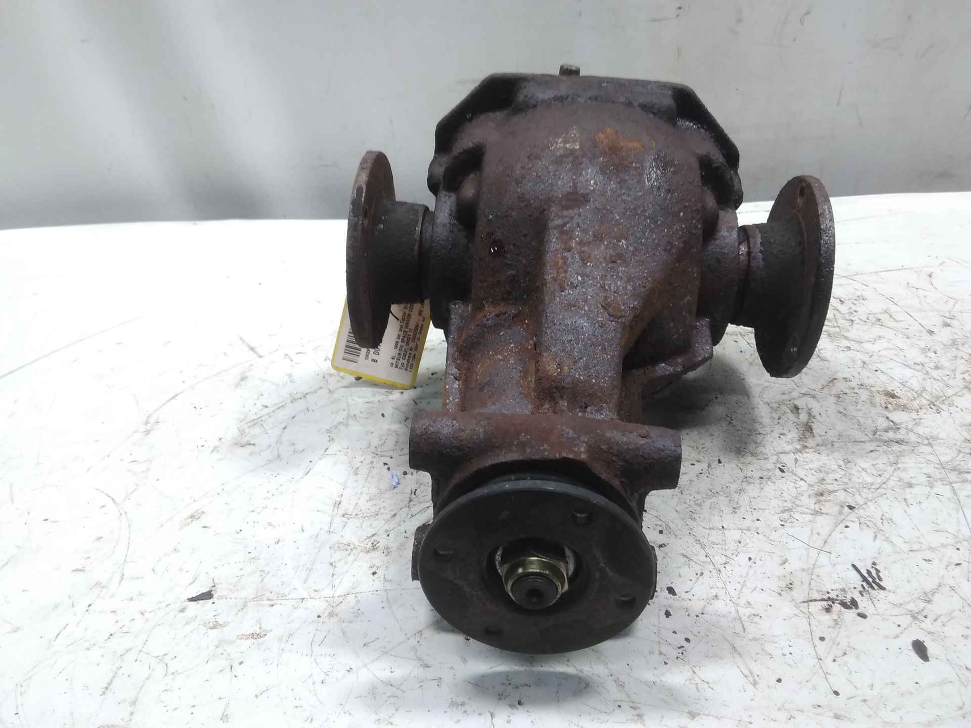 Mitsubishi Space Wagon Differential Hinterachse BJ1998