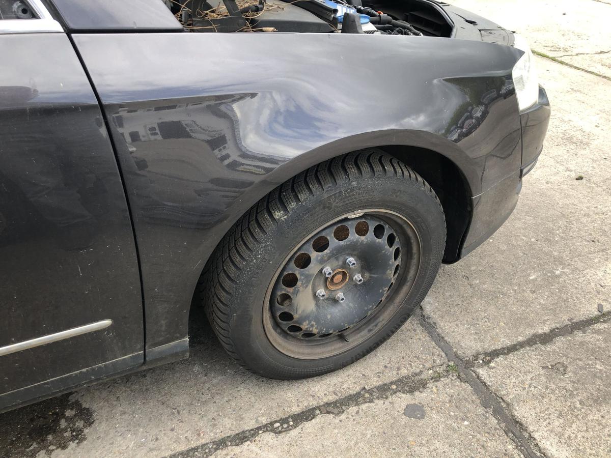 VW Passat 3C B6 Variant Kotfl&uuml;gel vorn rechts Beifahrer LC8Z Moccabrown OEM