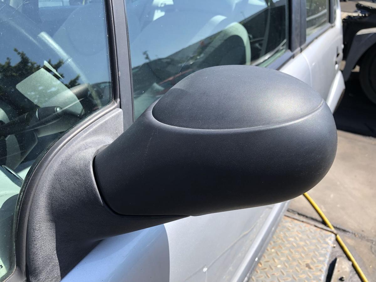 Citroen C3 original Aussenspiegel links manuell unlackiert Bj 2003