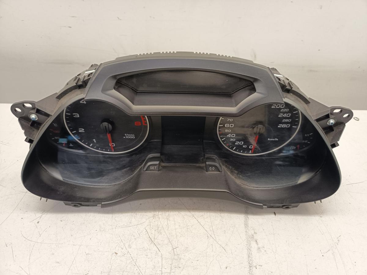 Audi A4 B8 8K original Kombiinstrument Tacho Benzin Automatik Bj 2008