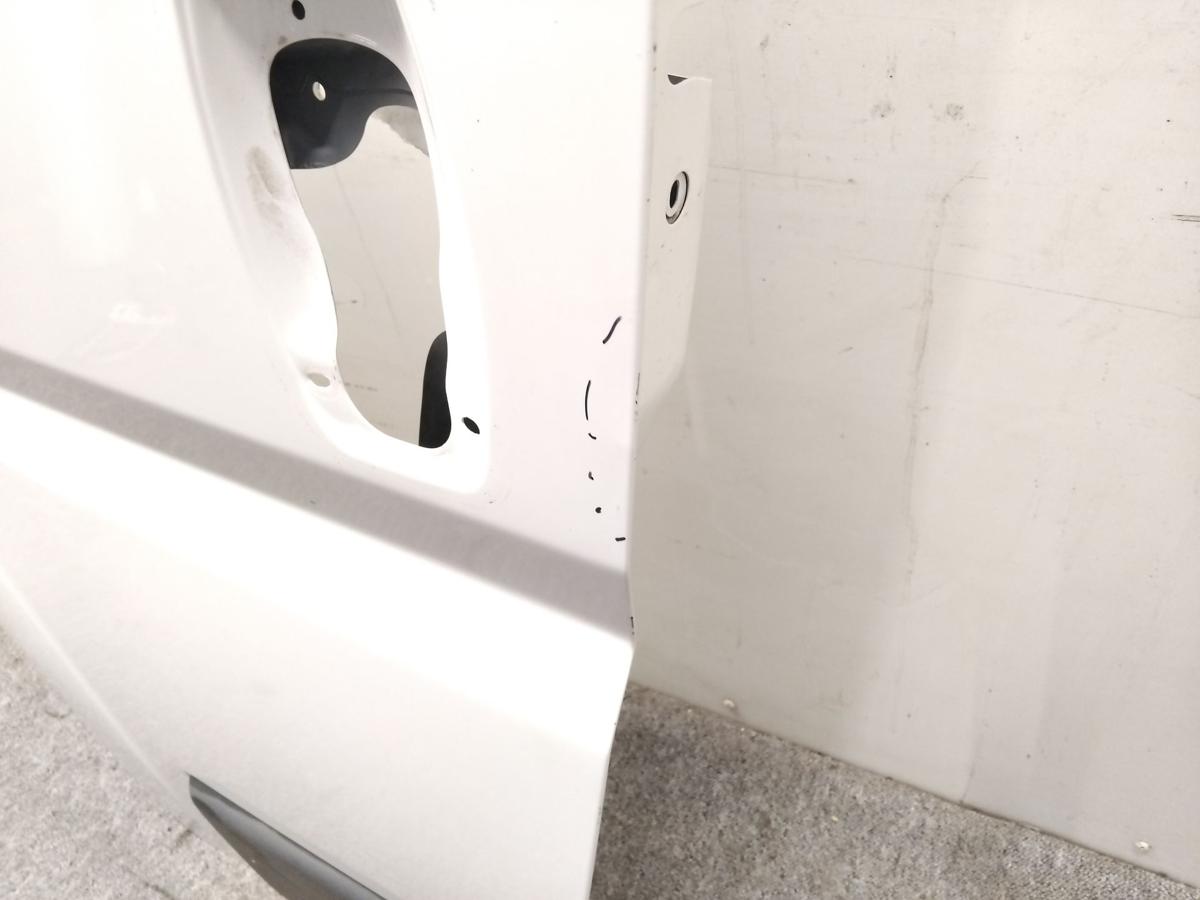 Peugeot Boxer 3 Typ 250 Facelift T&uuml;r vorn links Fahrert&uuml;r weiss Bj.2017