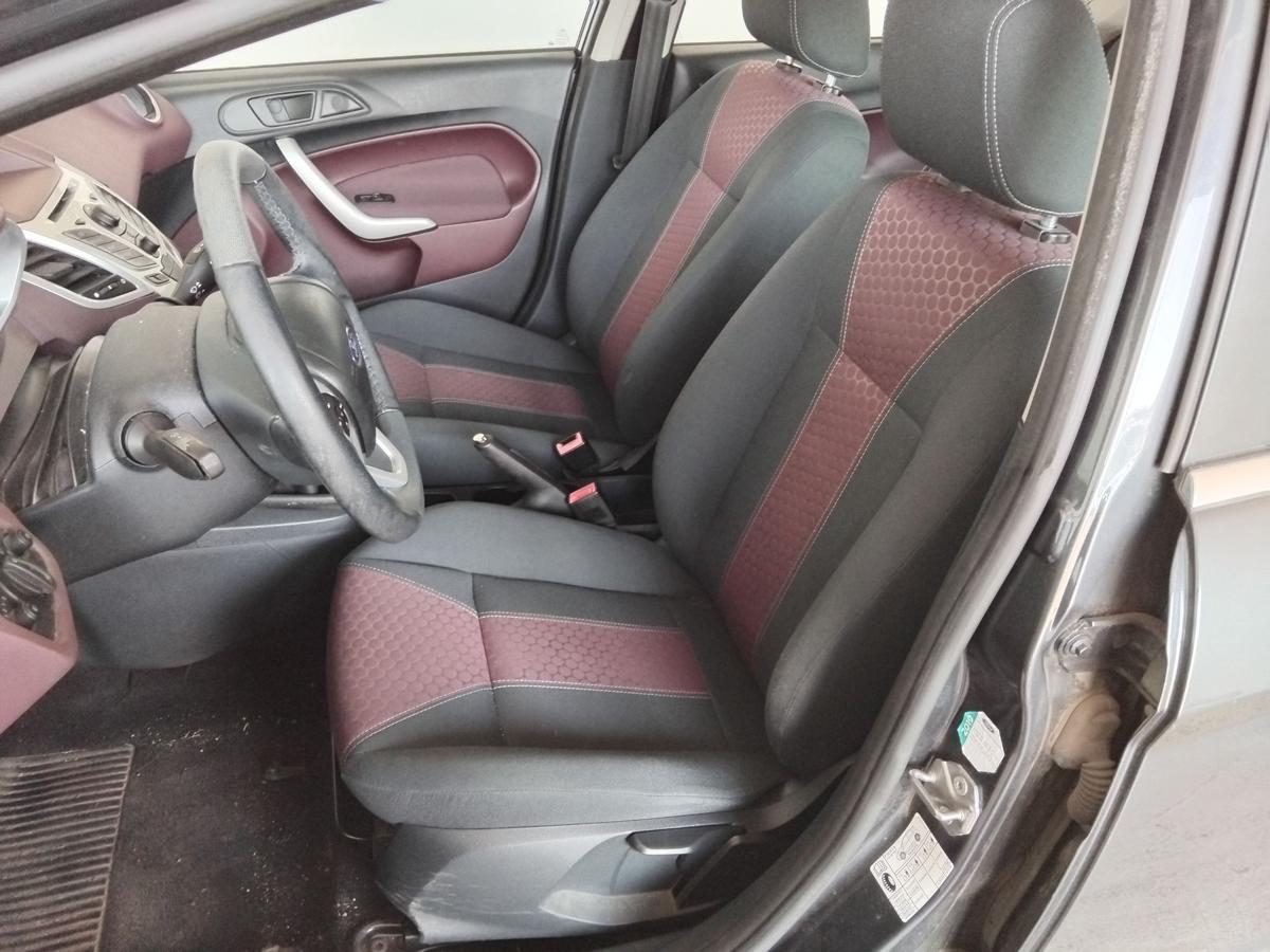 Ford Fiesta JA8 Sitz vorn links Fahrersitz 5-Türer Stoff dunkelgrau BJ2009