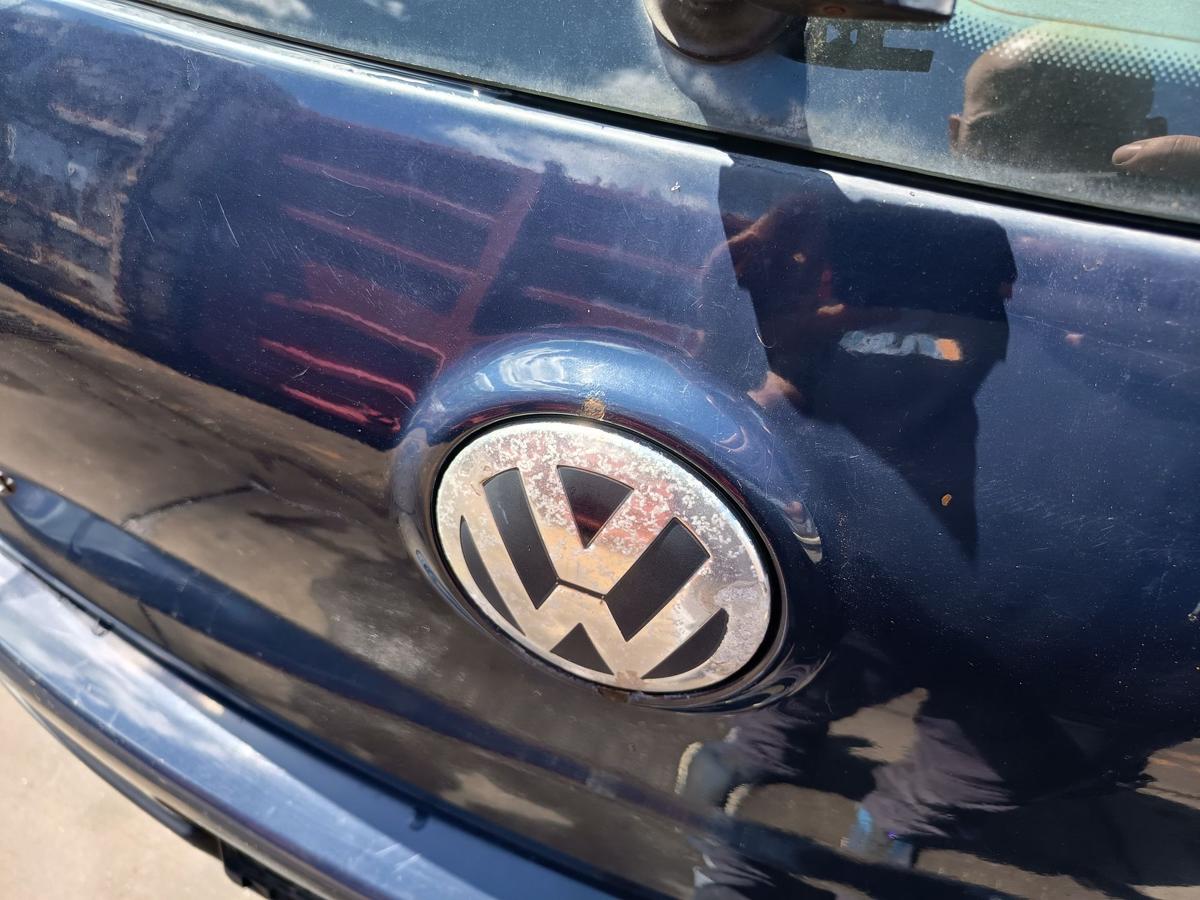 VW Golf V Limo original Heckklappe mit Scheibe Deckel hinten A5G Perlblau Bj2003