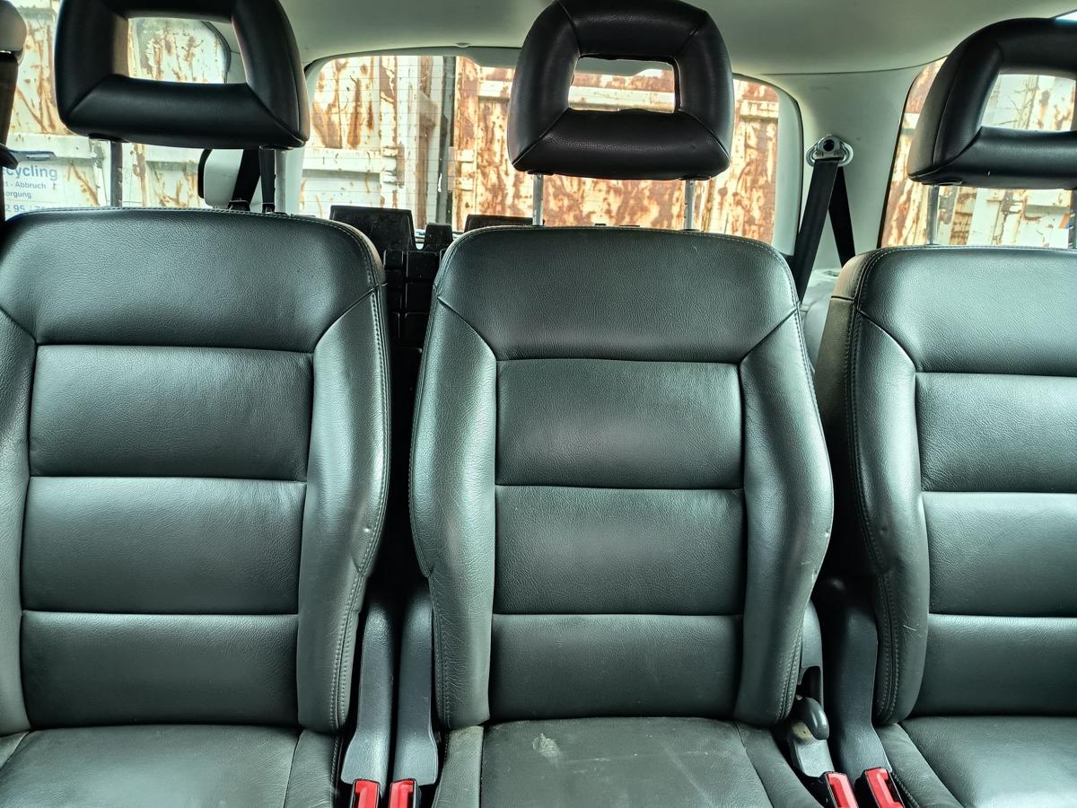 VW Sharan original Sitz hinten mitte Leder grau Baujahr 2009