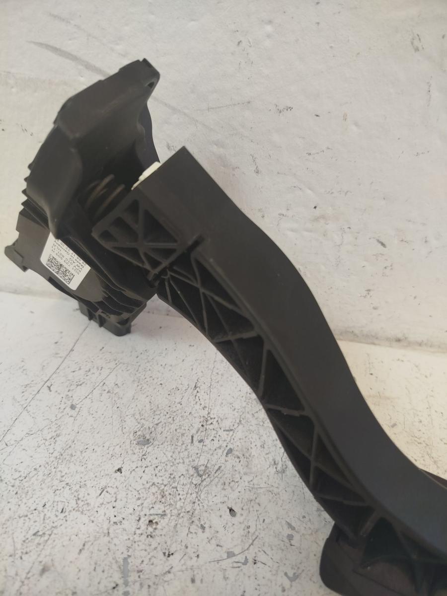 VW Golf VII 7 5G Gaspedal Gaswertgeber Pedal Gas
