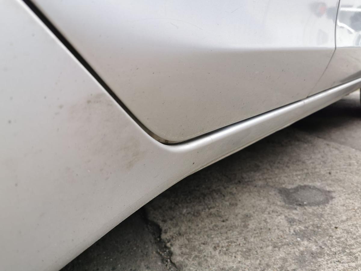Mitsubishi Colt Z30 Tür Autotür Rohbautür Fondtür hinten rechts A50 Pure Silver