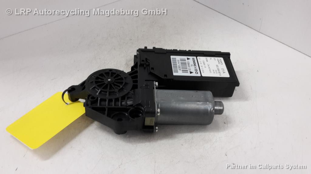 Audi A4 8EC B7 Bj.07 Fensterhebermotor hinten links 8E0959801A