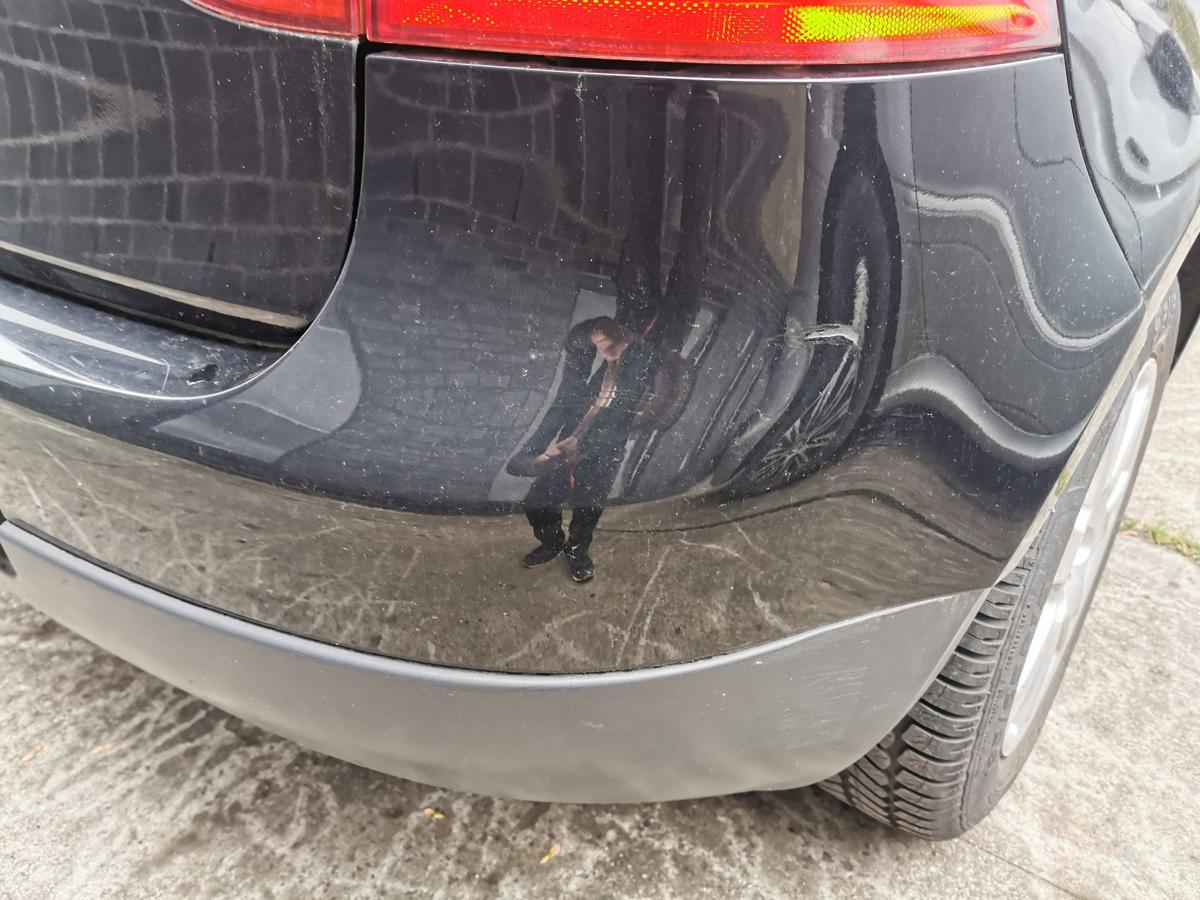 VW Golf V 5 1K Stossfänger Stossstange Bumper hinten L041 Brillantschwarz 3 trg