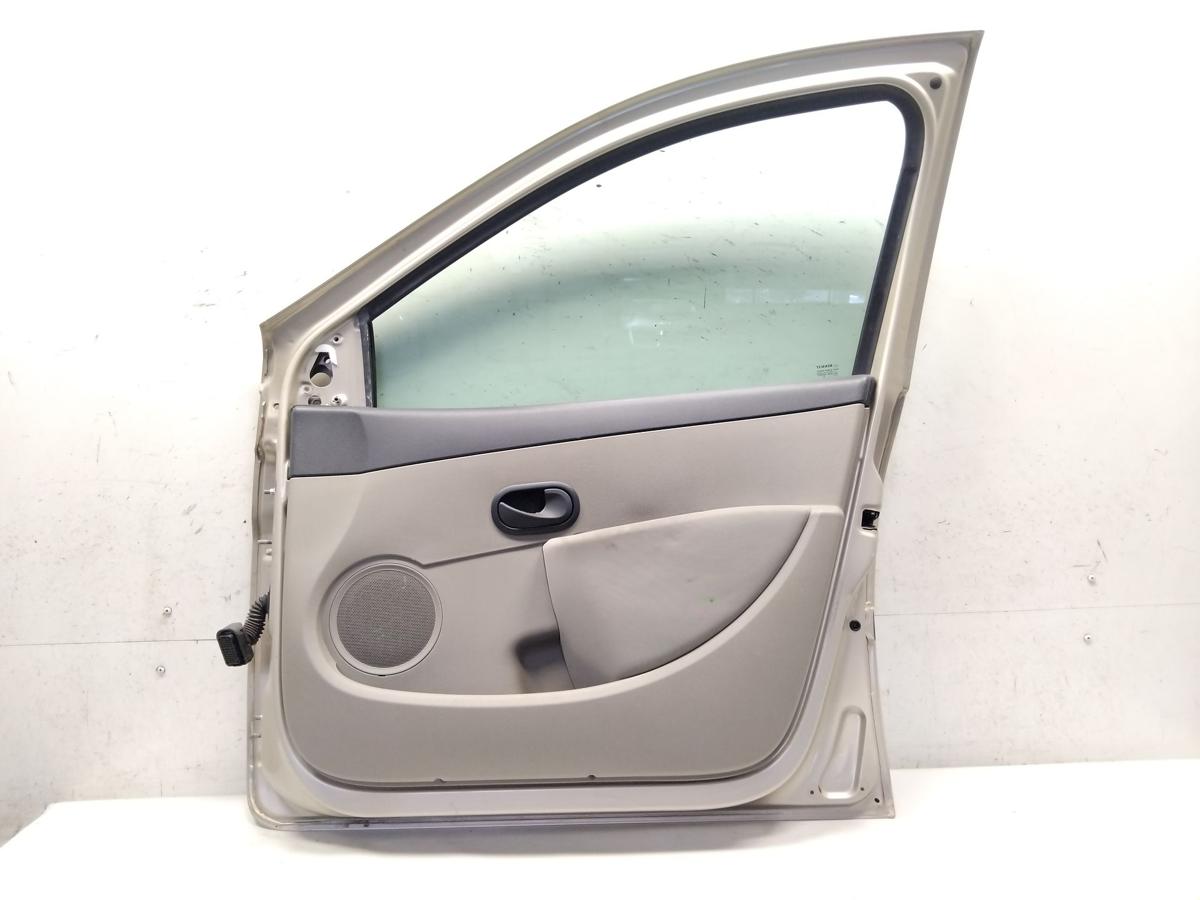 Renault Clio 3 T&uuml;r vorn rechts Beifahrert&uuml;r 5-t&uuml;rig TED11 Beige Poivre BJ2005