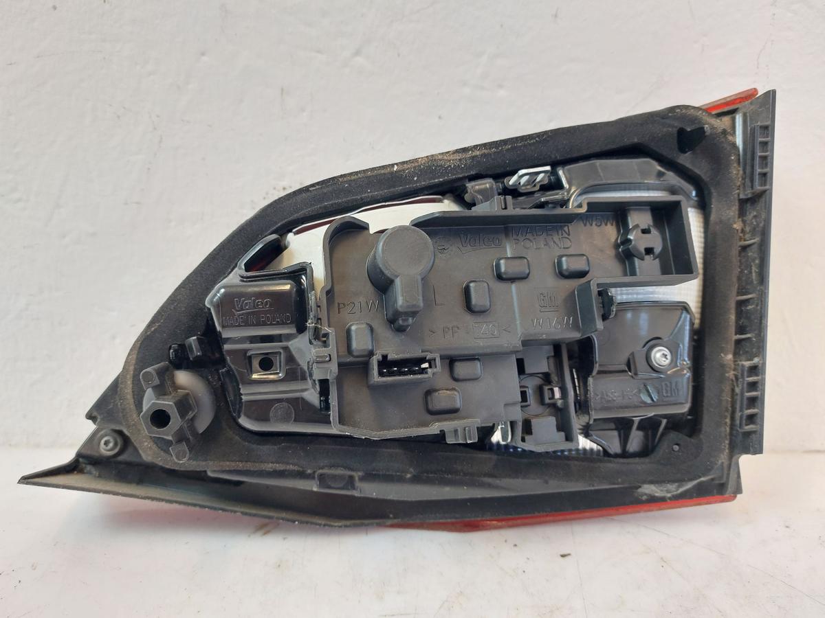 Opel Astra K B16 Caravan Rückleuchte links innen Heckklappe Rücklicht kein LED