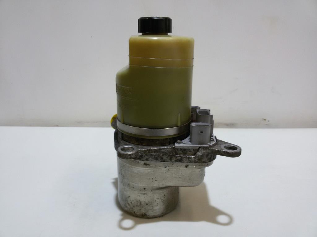 Ford Focus 2 MK2 BJ2007 elektrohydraulische Servopumpe 4M513K514BD Servo