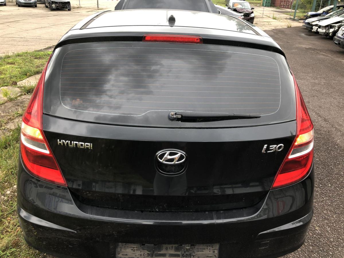 Hyundai i30 FD Heckklappe Heckscheibe Kofferklappe Heckdeckel 5trg 9F schwarz