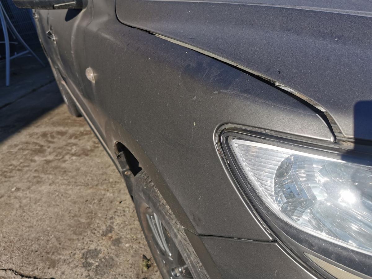 Hyundai Santa Fe CM Kotflügel Fender Seitenwand vorn rechts foliert TEXT BILDER