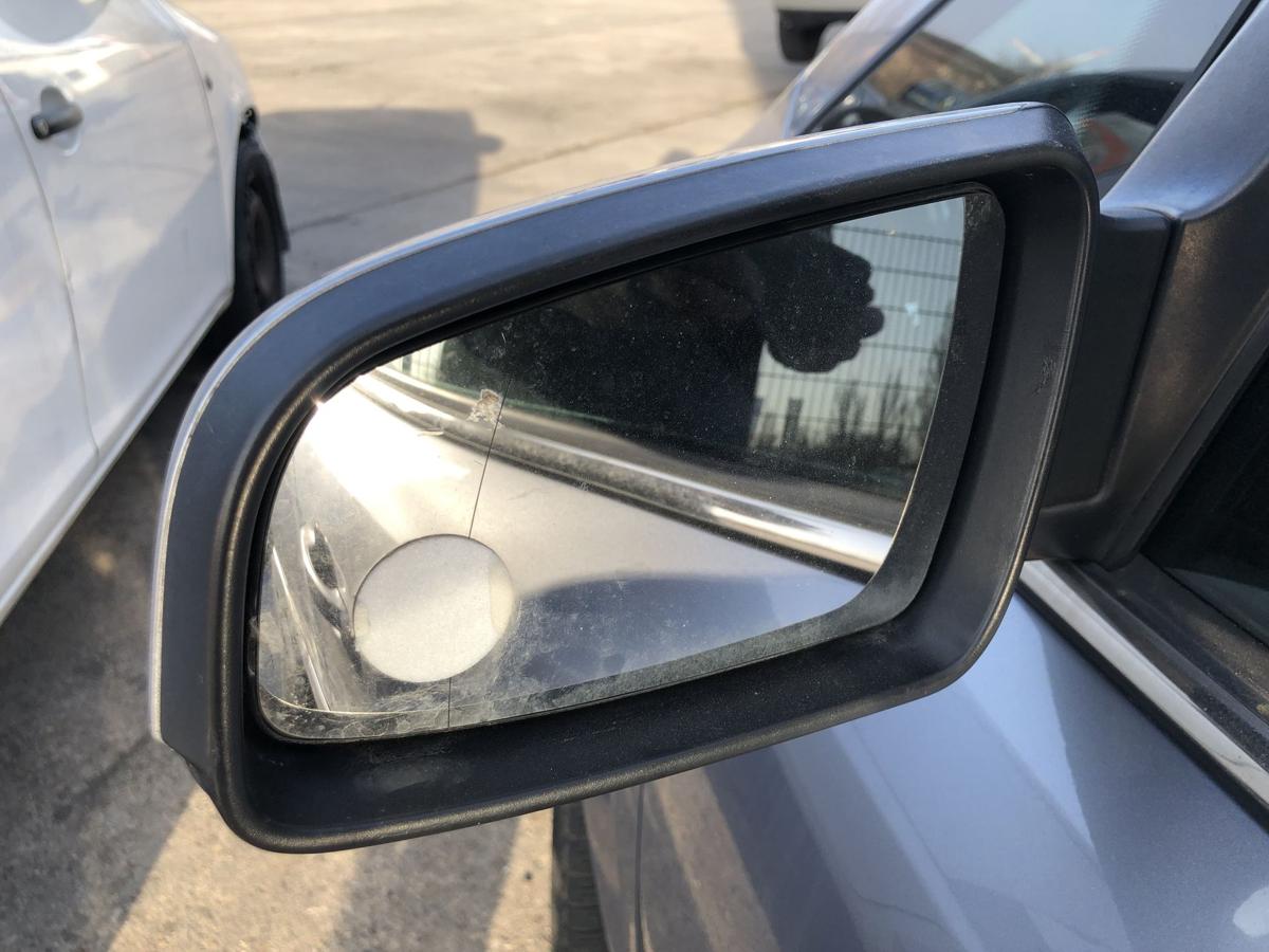 Opel Zafira B Au&szlig;enspiegel links R&uuml;ckspiegel elektrisch anklapp 4AU Lichtsilber