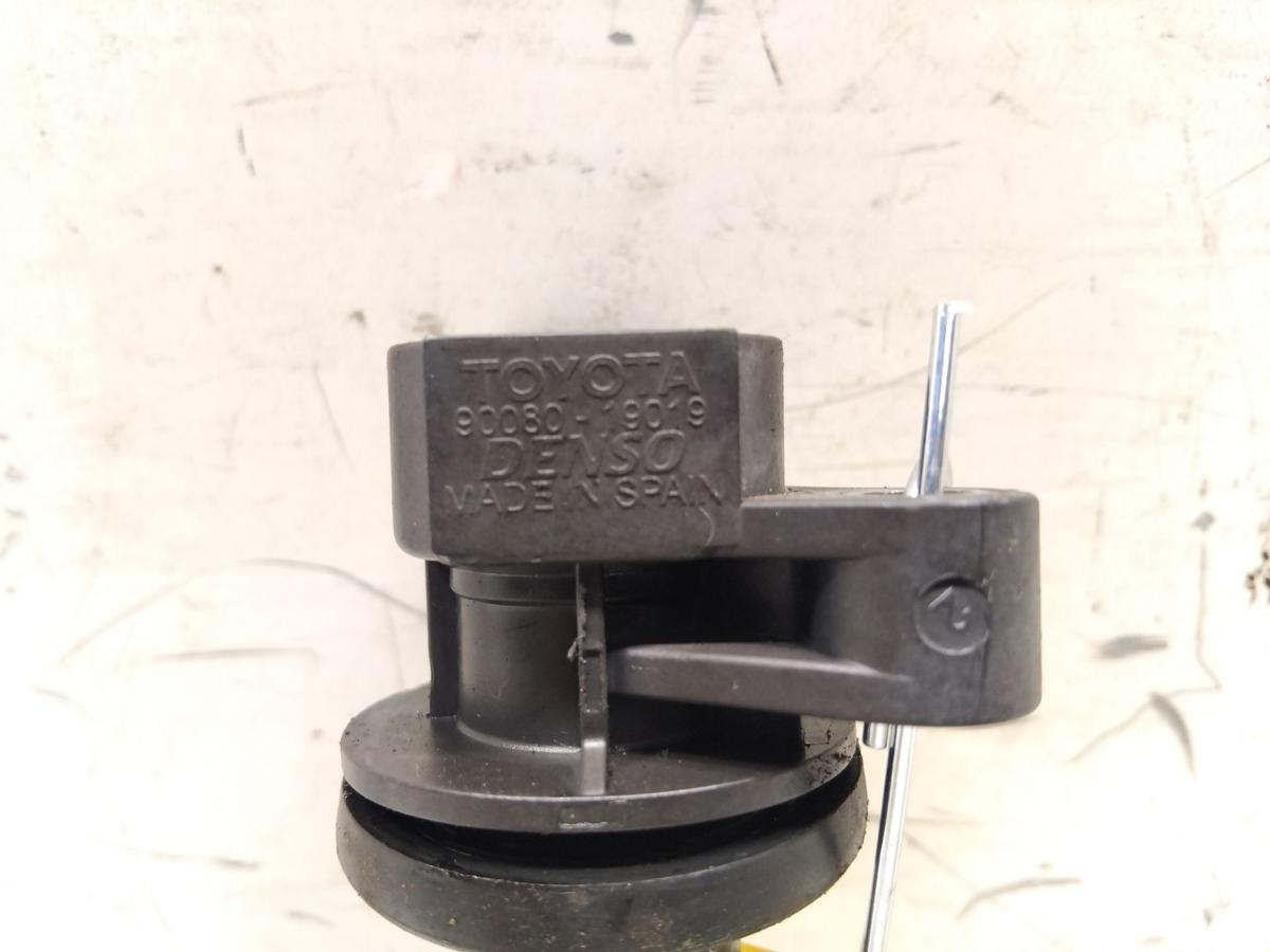 Toyota Avensis T22 original Z&uuml;ndspule Kerzenstecker 9008019019 DENSO BJ2002