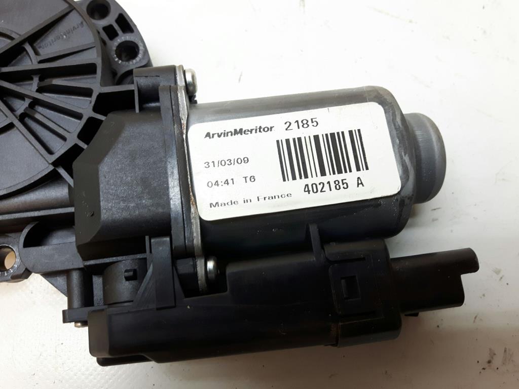Kia Pro Ceed 1 ED Fensterhebermotor vorn links 402185A MERITOR BJ2009