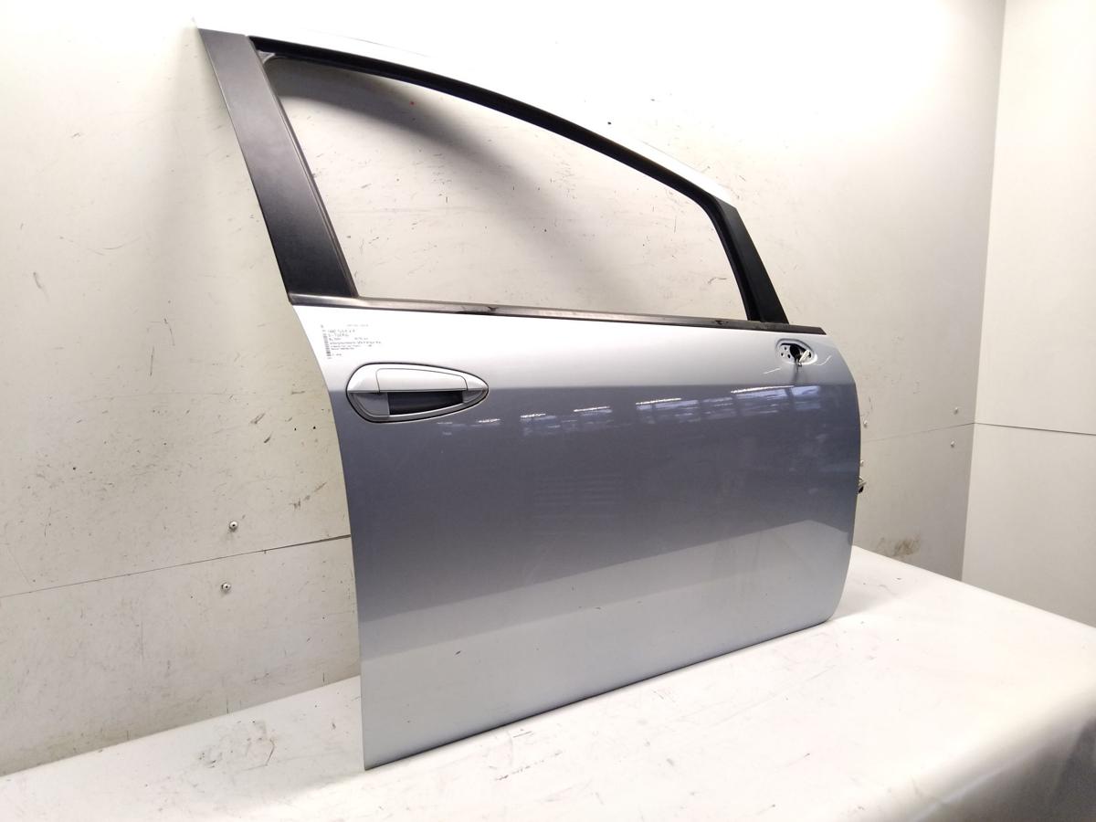 Fiat Grande Punto 199 T&uuml;r vorn rechts Beifahrert&uuml;r 5-T&uuml;rer BJ2009 589/A Grigio Argento Vivo Metallic