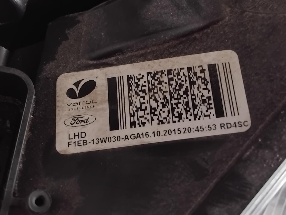 Ford Focus 3 Facelift orig Scheinwerfer links Halogen mit LWR Tagfahrlicht BJ15