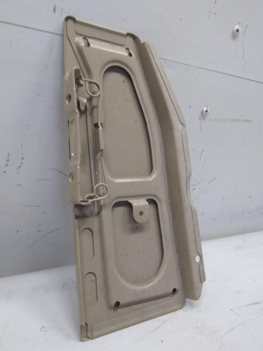 Mercedes Sprinter 907 910 Bj.2020 original Tankklappe grau grundiert