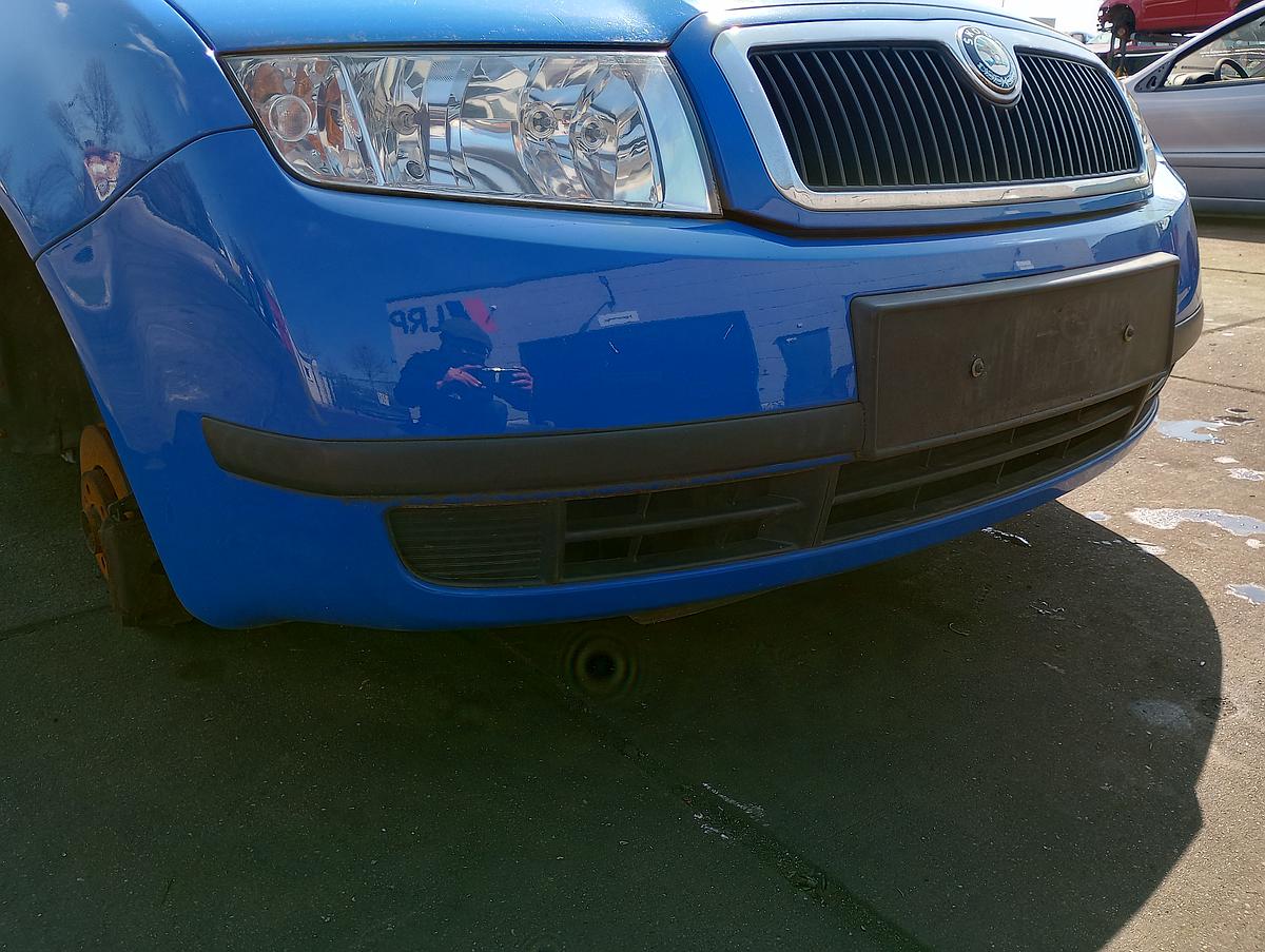 Skoda Fabia 6Y orig Stoßstange vorn LF5M Laser Blau Bj 2004