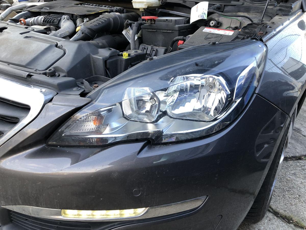 Peugeot 308 SW T9 Scheinwerfer links Headlight Frontscheinwerfer 9677523080